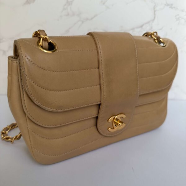 Chanel vintage 1991 1994 flap bag