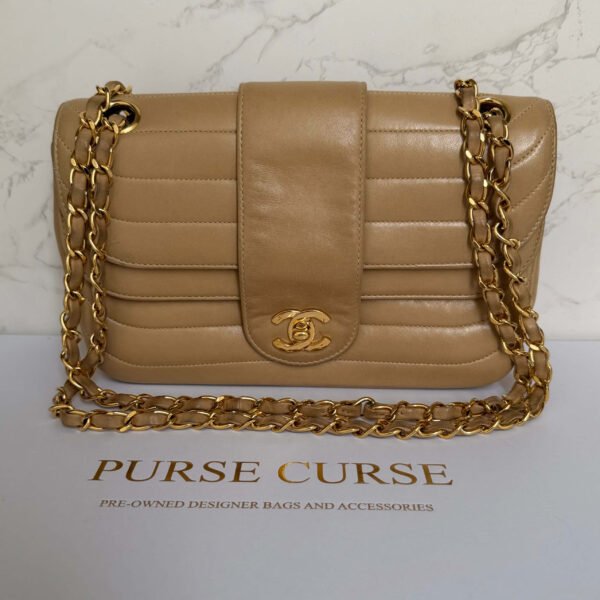 Chanel vintage beige lambskin flapbag