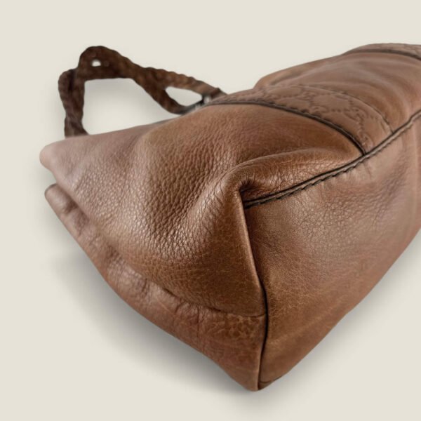 Hoekjes tweedehands designer tas Gucci