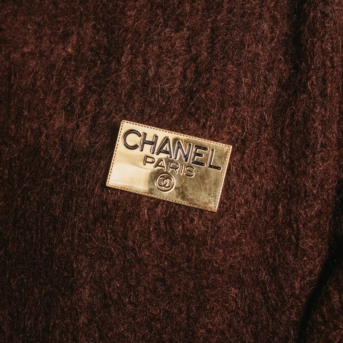 ラスト１点【CHANEL】vintage broach Pre-owned Vintage Chanel Brooch 24k Gold-plated | Vintage And Pre