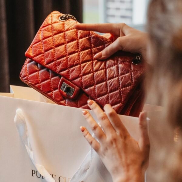 Chanel reissue rood lamsleer