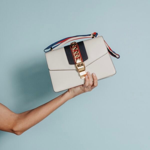 Gucci small Sylvie schoudertas kalfsleer