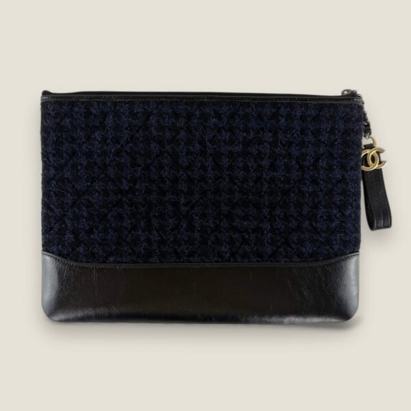 Preloved Chanel clutch tweed Achterkant