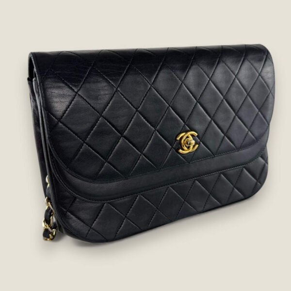 Vintage Chanel Double Flap Half Moon tas zwart