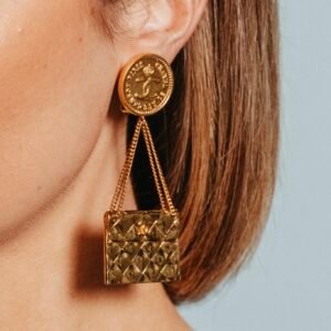 Chanel vintage clip on oorbellen handtasjes originele doos
