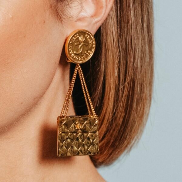 Chanel vintage clip on oorbellen handtasjes originele doos