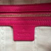 Gucci Diamanté tas roze authenticiteit detail serienummer