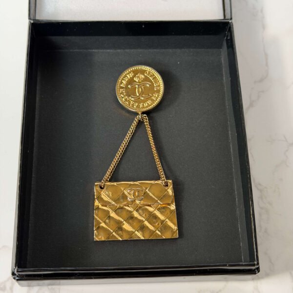 authentieke vintage handtas broche