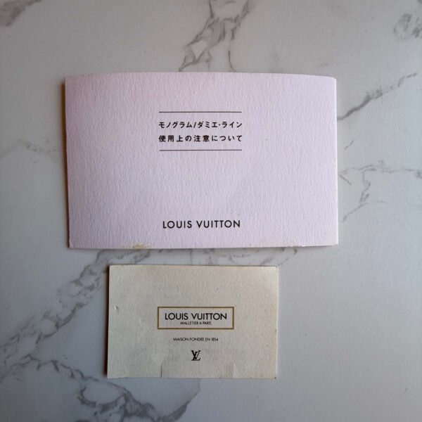 Authentieke Louis Vuitton handtas en boooklet