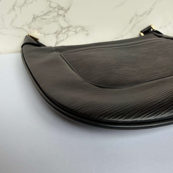Hoekjes pre-owned Louis Vuitton Matsy schoudertas zwart