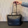 Tweedehands Chanel calfskin quilted large easy shopping tote zwart