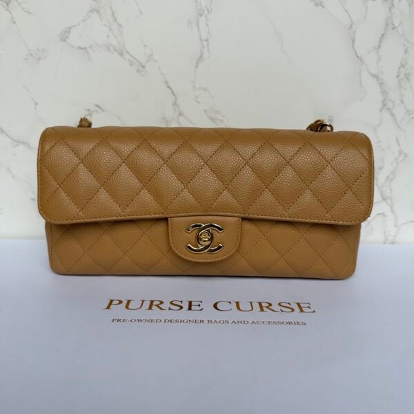 Vintage Chanel East West flap beige caviar Vintage Chanel East West flap beige caviar