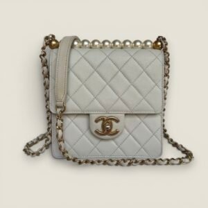 Chanel chic pearl flap bag Chanel chic pearl flap bag