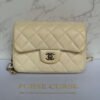 Tweedehands originele Chanel flap bag crossbody met parels Tweedehands originele Chanel flap bag crossbody met parels