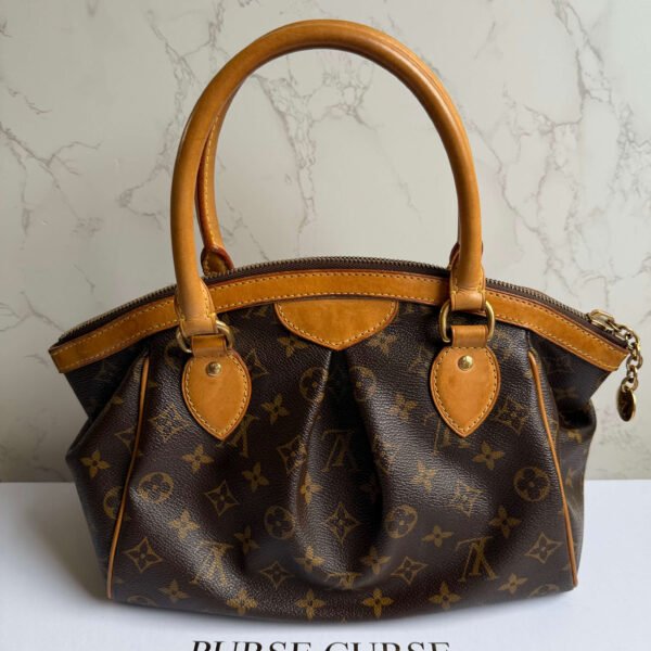 Achterkant detail van Louis Vuitton Tivoli PM