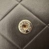 Authentieke Chanel wallet on chain hardware detail