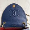 Binnenkant originele Chanel flapbag blauw