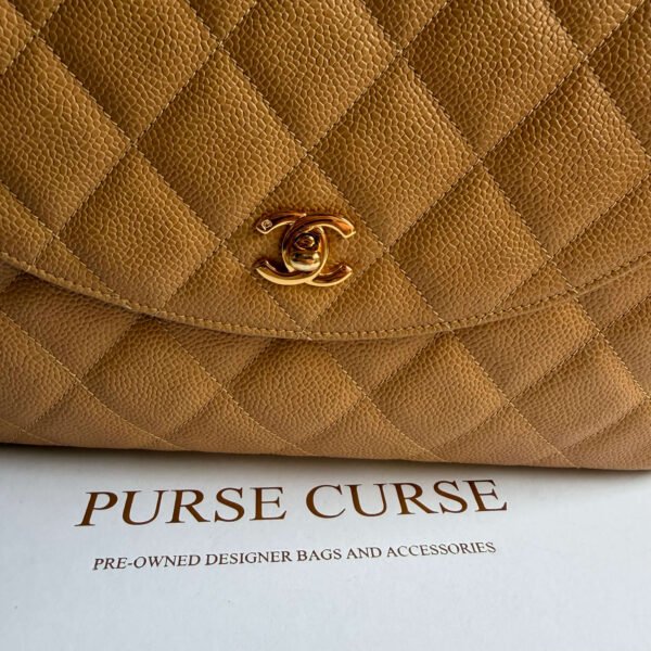 Chanel vintage Chanel shoulder bag beige Chanel vintage Chanel shoulder bag beige