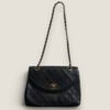 Chanel vintage Chanel tas zwart jaren 80 lamsleer close up
