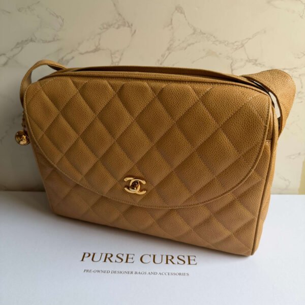 Chanel vintage caviar camera bag beige Chanel vintage caviar camera bag beige