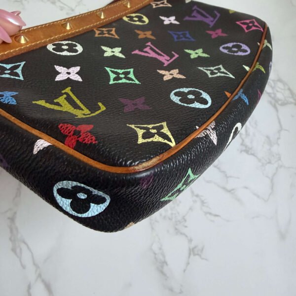 Louis Vuitton multicolor pochette accessoires black canvas detail