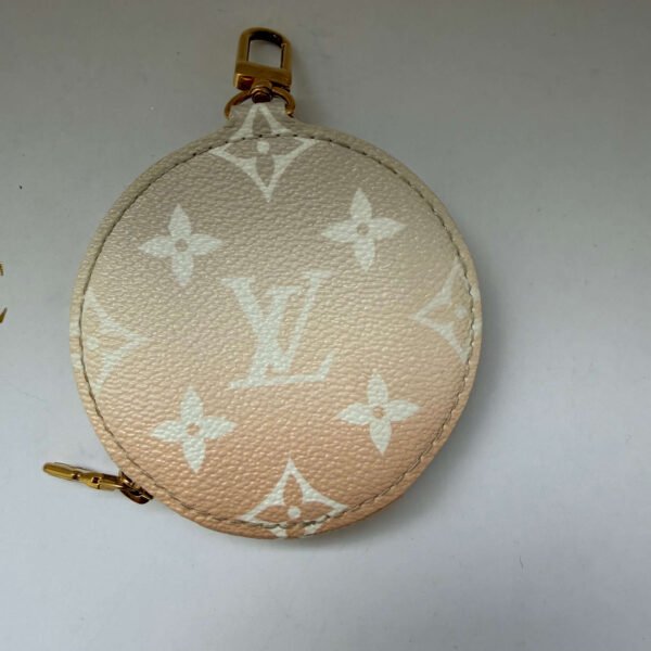 Louis Vuitton pouch tweedehands Louis Vuitton pouch tweedehands