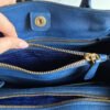 Prada saffiano cuir handtas binnenkant