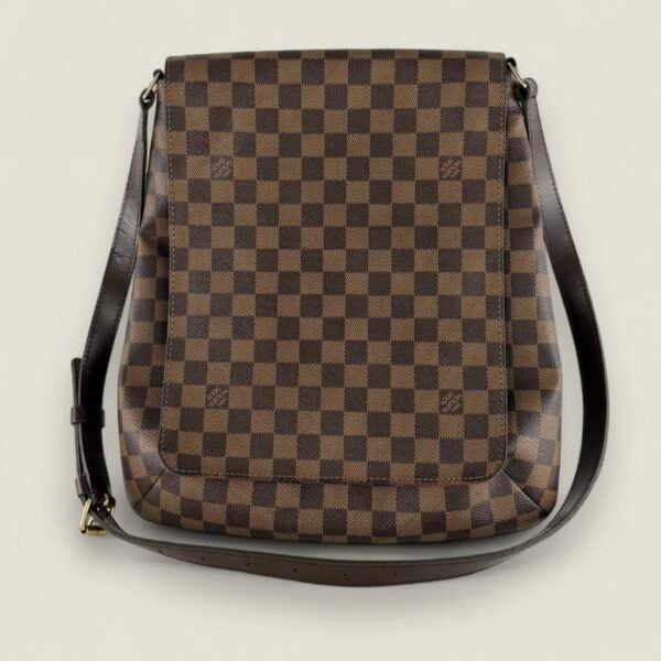 pre-owned Louis Vuitton musette salsa damier ebene pre-owned Louis Vuitton musette salsa damier ebene